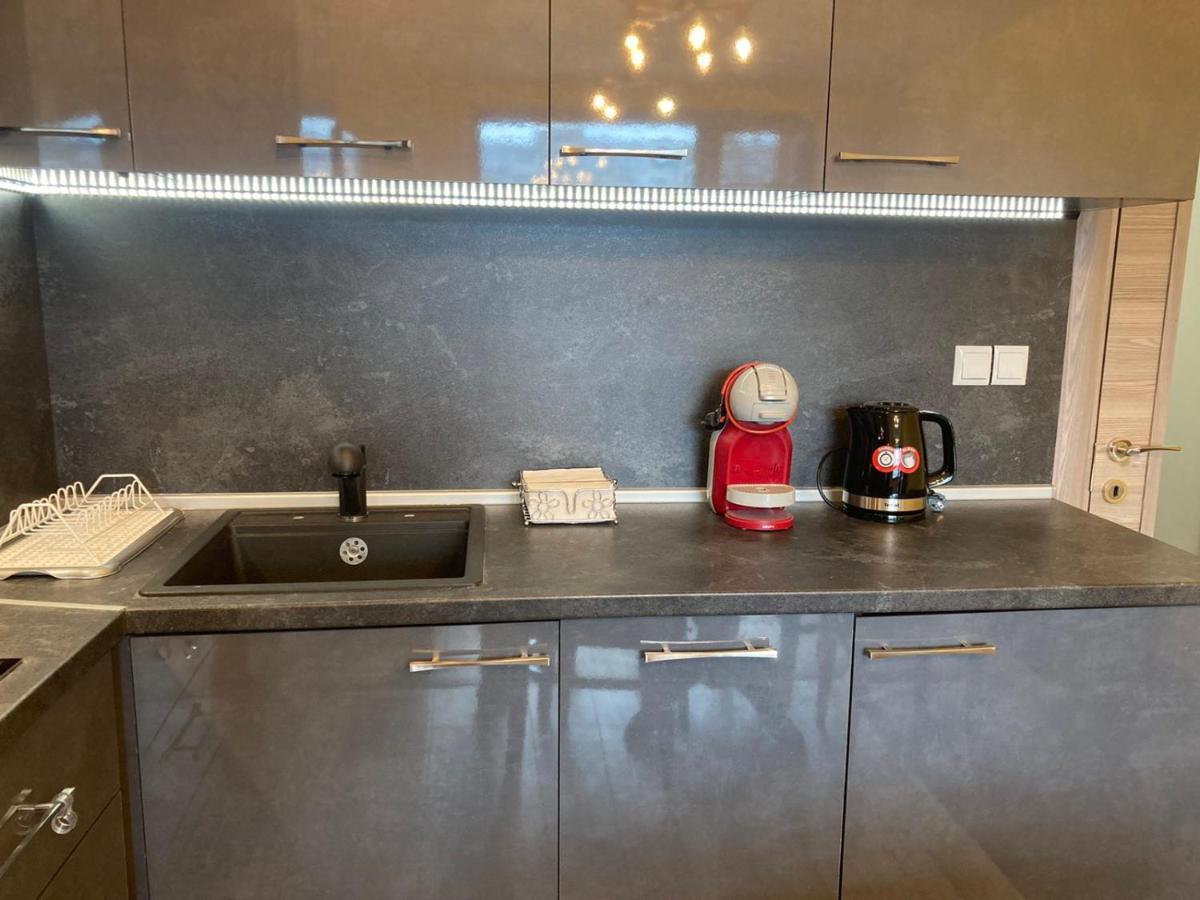 Victor'S Suite , With Private Parking 바르나 외부 사진