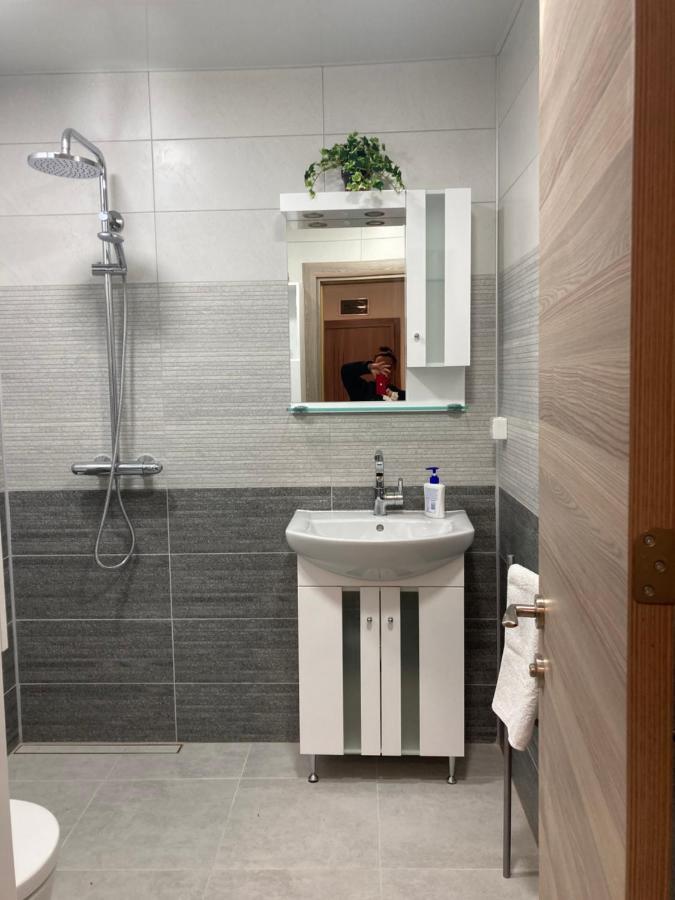 Victor'S Suite , With Private Parking 바르나 외부 사진